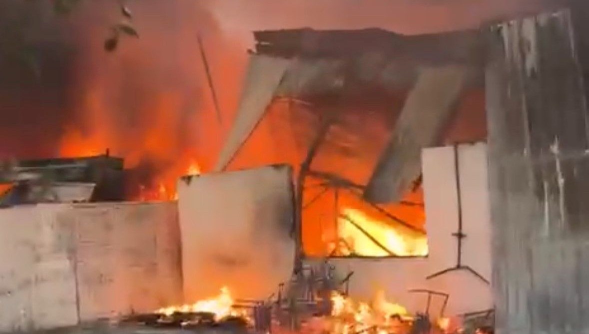 avsa adasinda mobilya deposu yandi DqzGsmhi