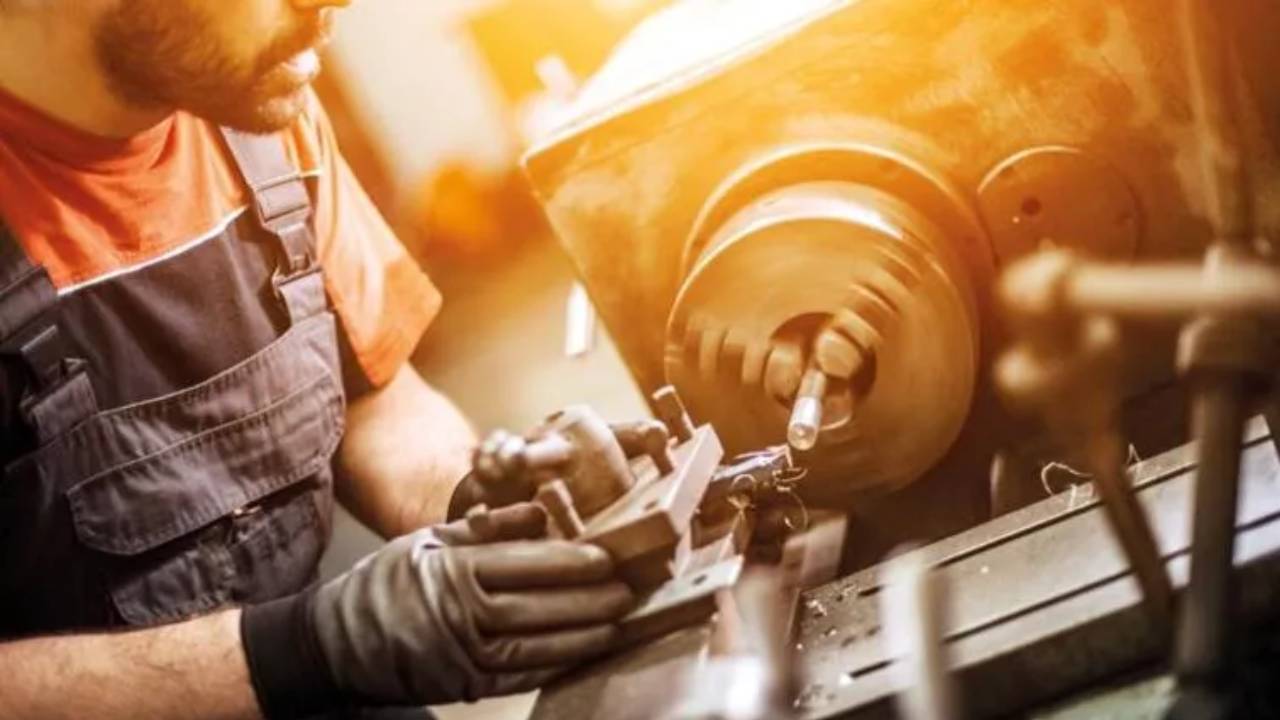 imalat sanayisinde kapasite kullanimi eylulde artti 7XvddA3h