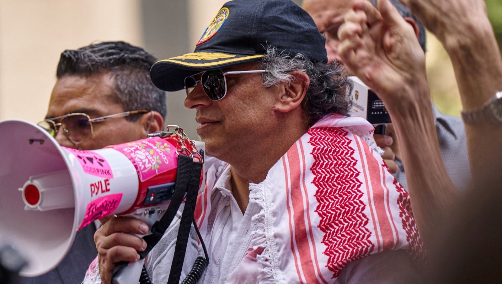 kolombiya devlet baskani petrodan abdye vize iptali tepkisi JHYgzTsl