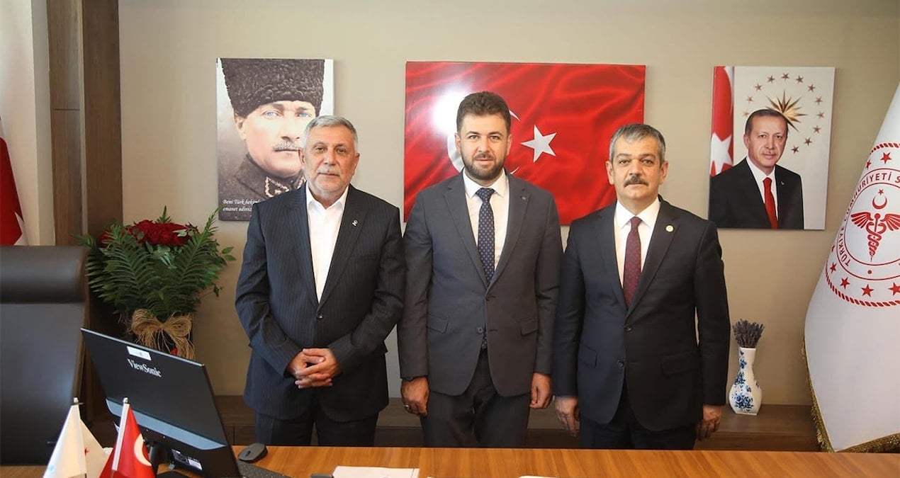 yolsuzluk iddialari golgesinde bashekim degismisti yeni bashekime ilk ziyaret akplilerden BsCYkphn