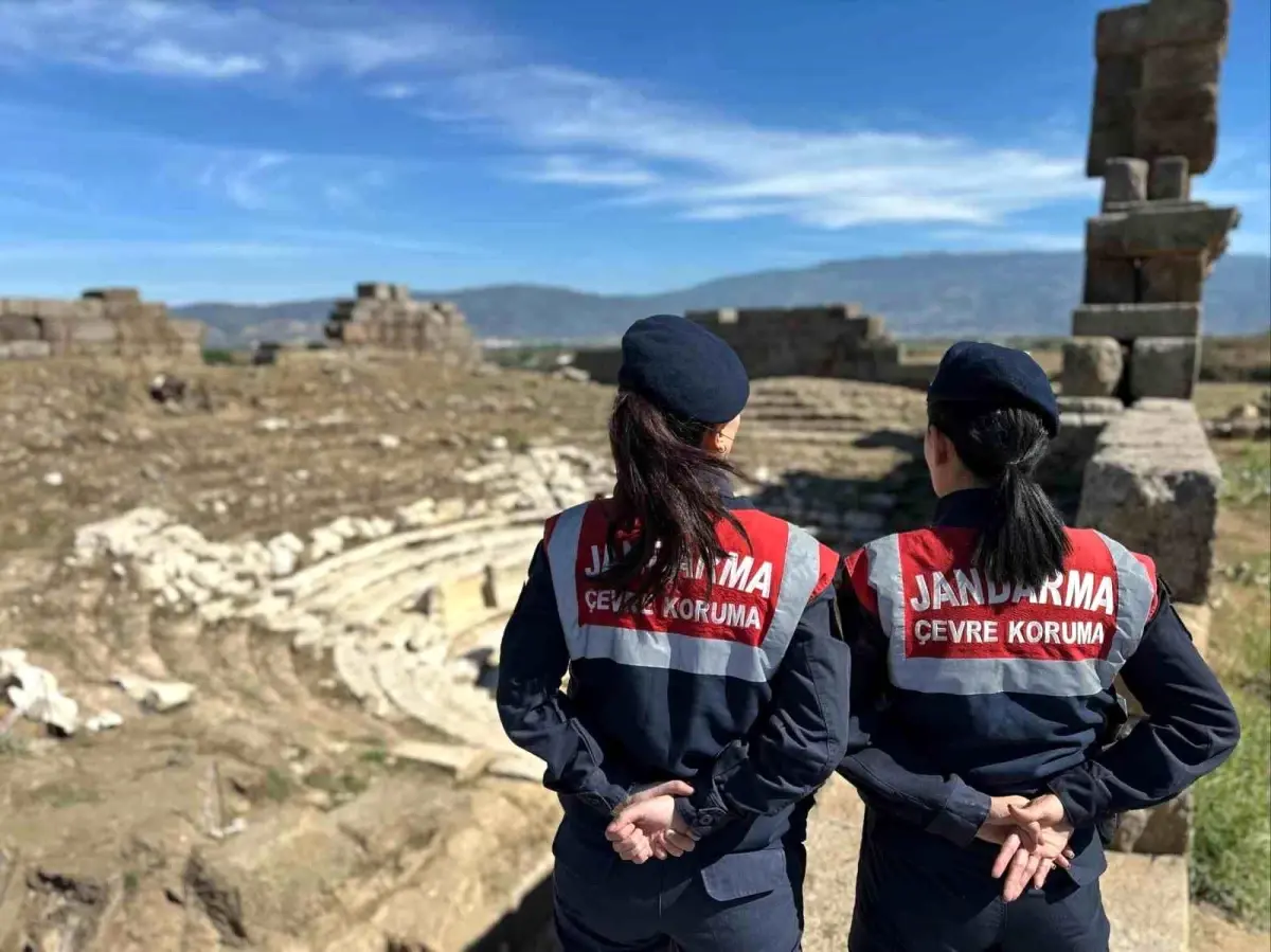 alabanda antik kentinde jandarma kontrol faaliyeti 6p8BTx8r.jpg