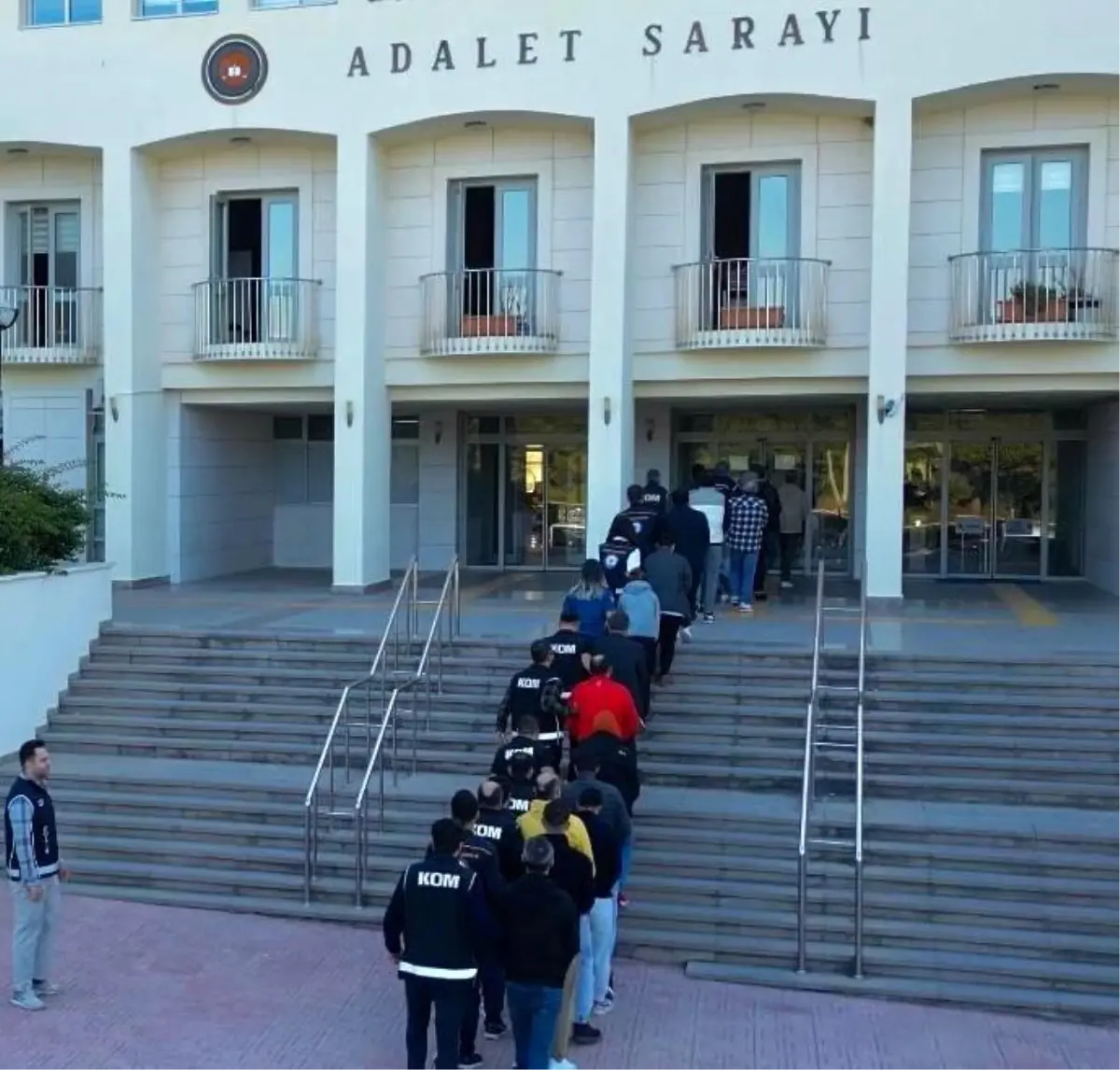 bodrumda gocmen kacakciligi operasyonu iVtEnbCT.jpg