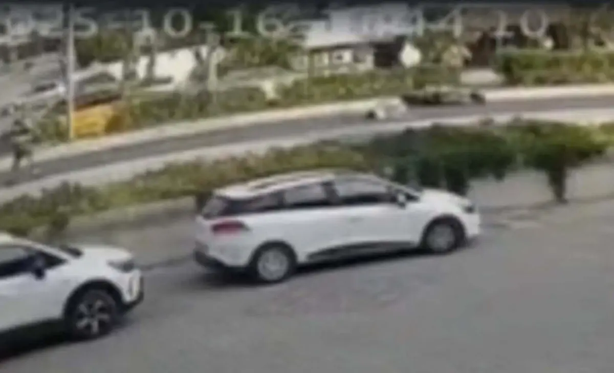 kusadasinda motosiklet kazasi bir kisi hayatini kaybetti zSpb5TYd.jpg