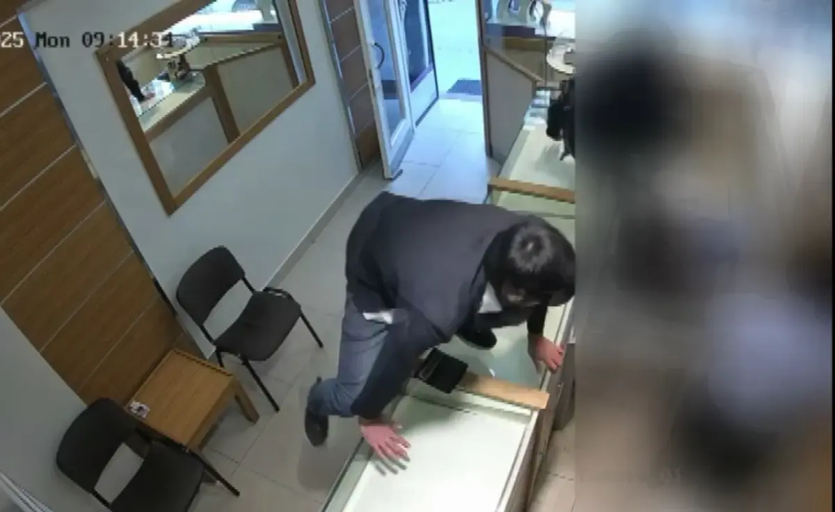 kuyumcuda soygun 5 azeri supheli yakalandi TWVJsDBt.jpg