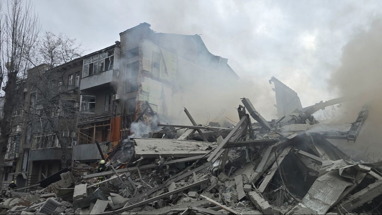 Rusya’dan Harkov’a saldırı. 5 katlı bina vuruldu