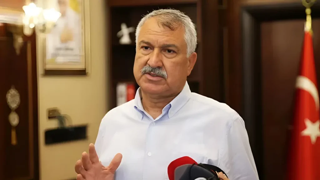 adana-buyuksehir-belediye-baskani-zeydan-karalardan-goreve-iade-aciklamasi-8gmhyF7k