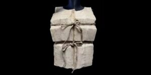 titanicten-kalan-can-yelegi-1-milyon-dolara-satildi-9G9EG6Uf-1