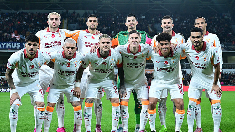 Galatasarayda surpriz karar gorusmelere basladi takimdan ayriliyor RtpUIivK